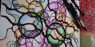 Accompagnement holistique en Charente – approche globale pour l’équilibre du corps, de l’esprit et des émotions, guidée par des pratiques créatives et thérapeutiques.